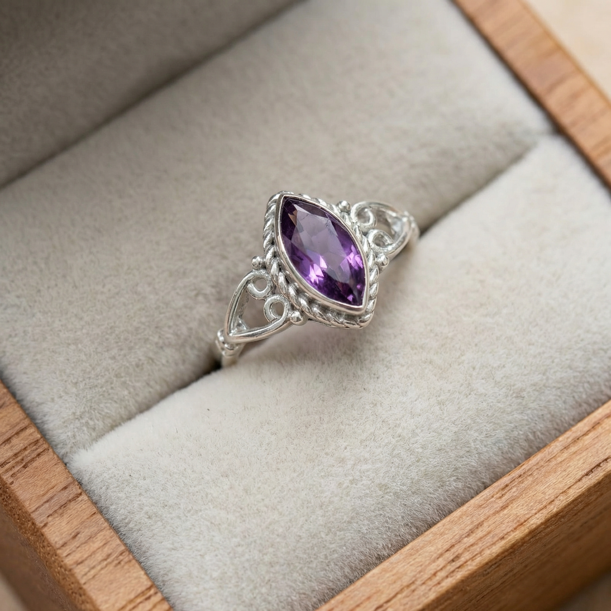 Silver Amethyst Women Ring