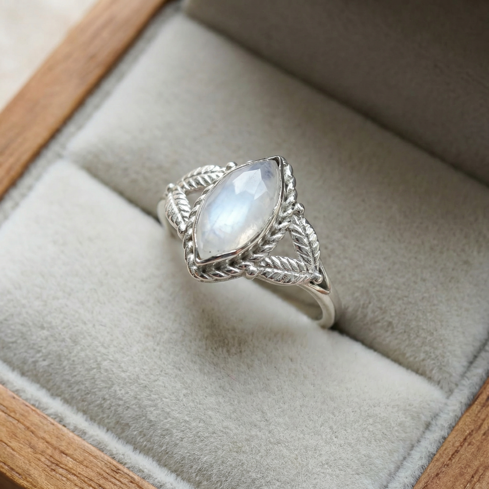 Silver 925 Moon Stone  Women Ring